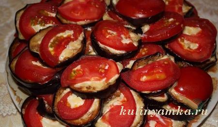 салат из баклажанов с помидорами