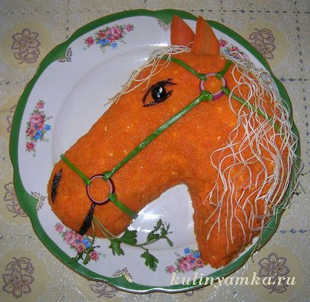 новогодний салат лошадь