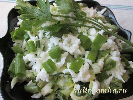 низкокалорийный салат с пекинской капустой