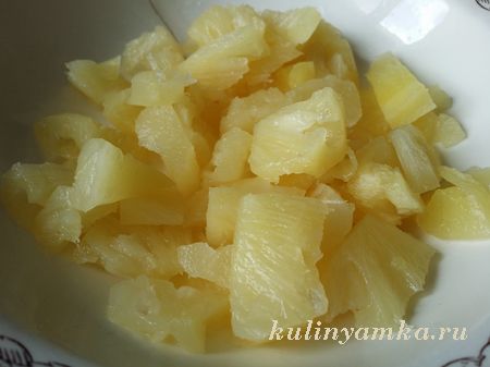 нарезанный ананас