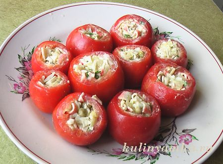 помидоры с салатом фото
